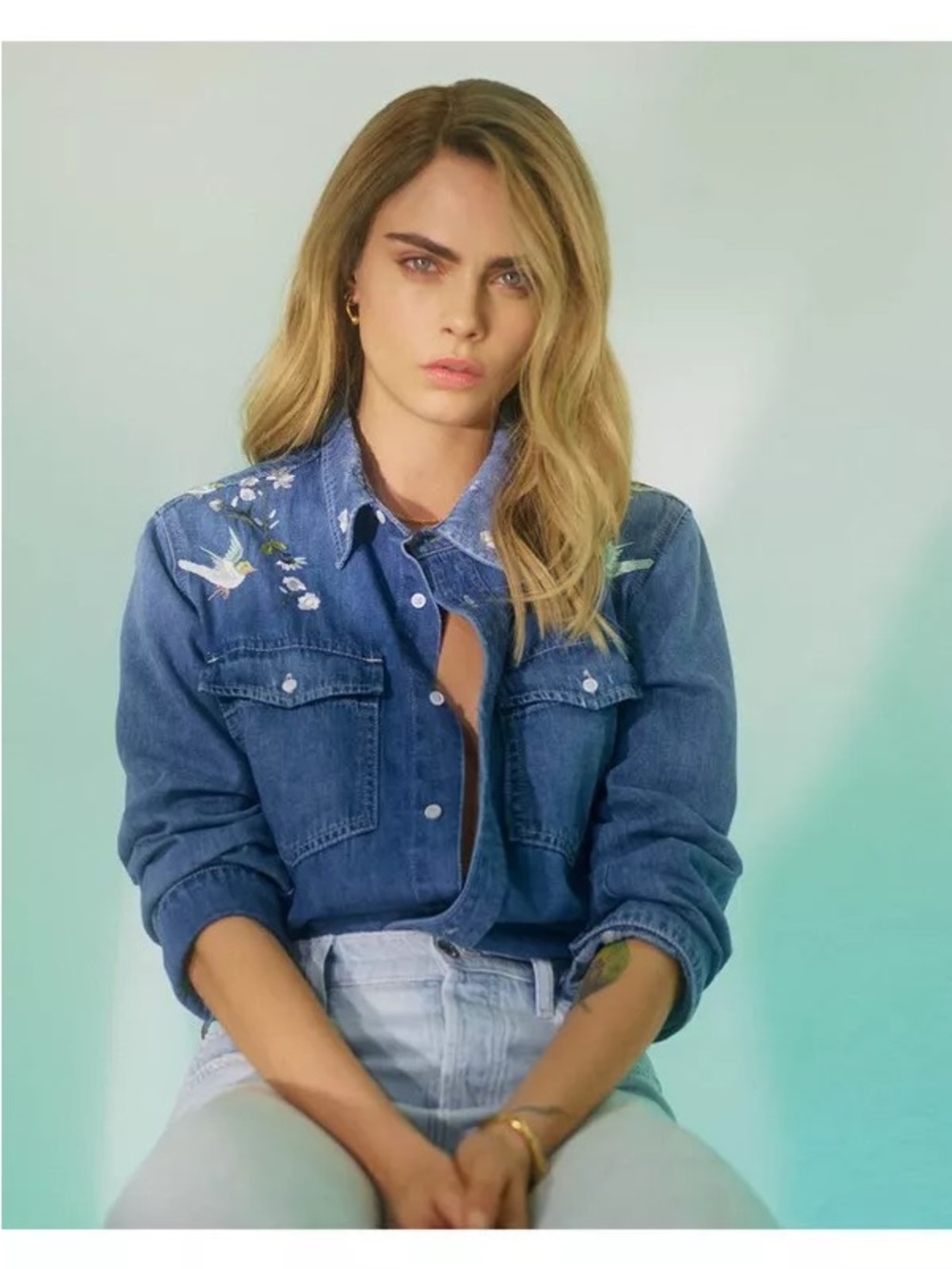 7 For All Mankind Classic Denim Shirt With Embroidery size M